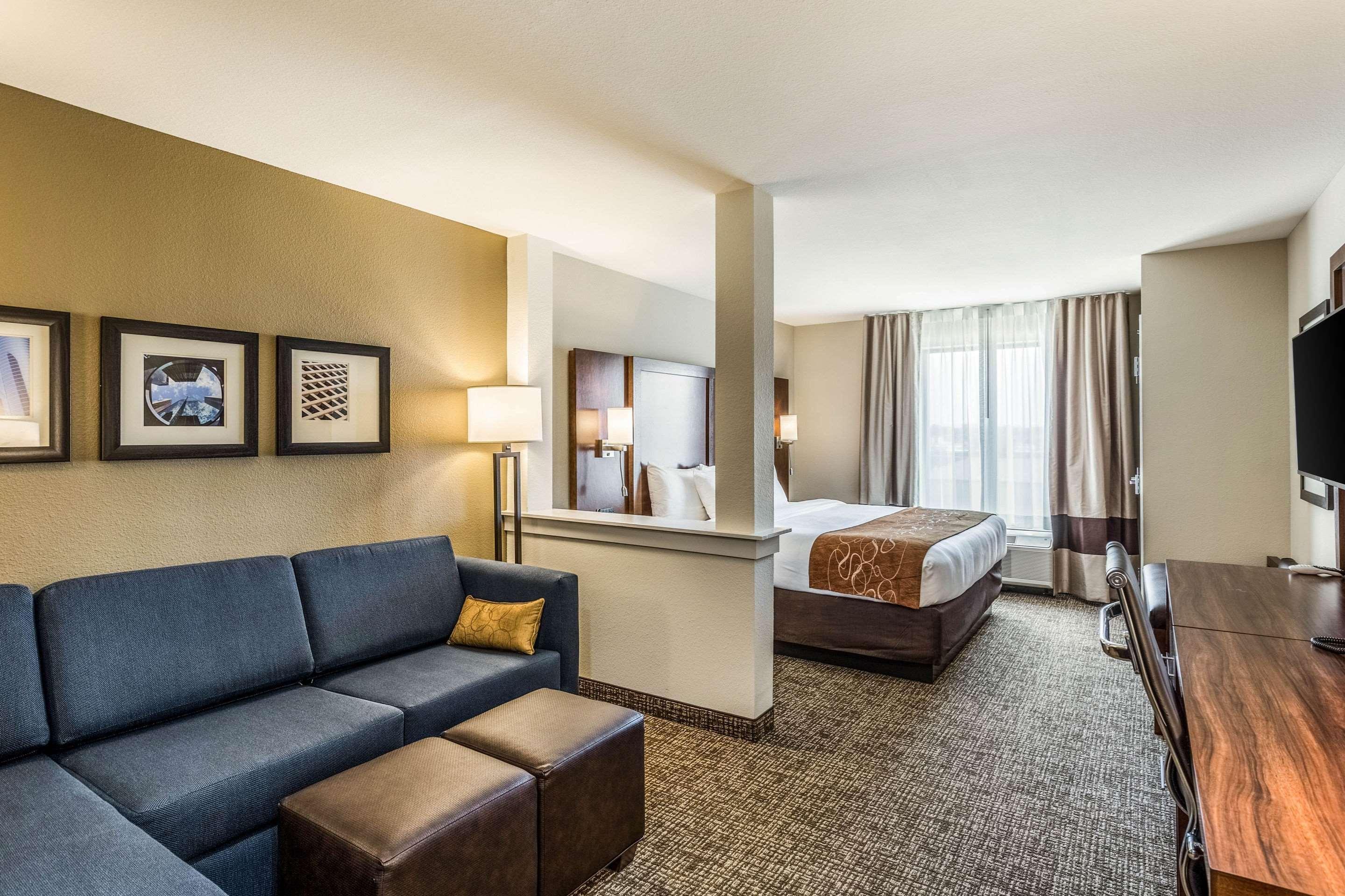 Comfort Suites Channelview Exterior photo