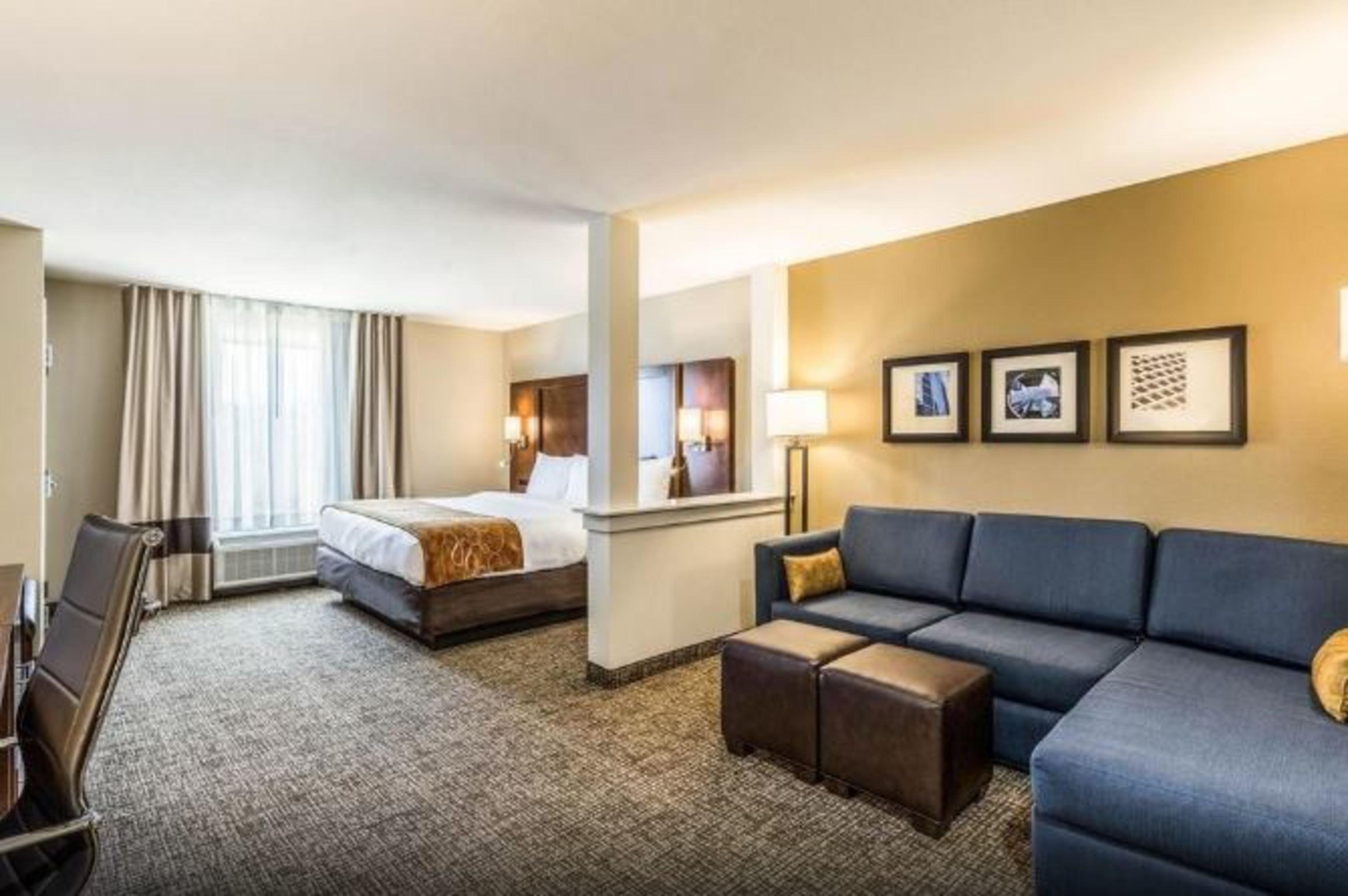 Comfort Suites Channelview Exterior photo