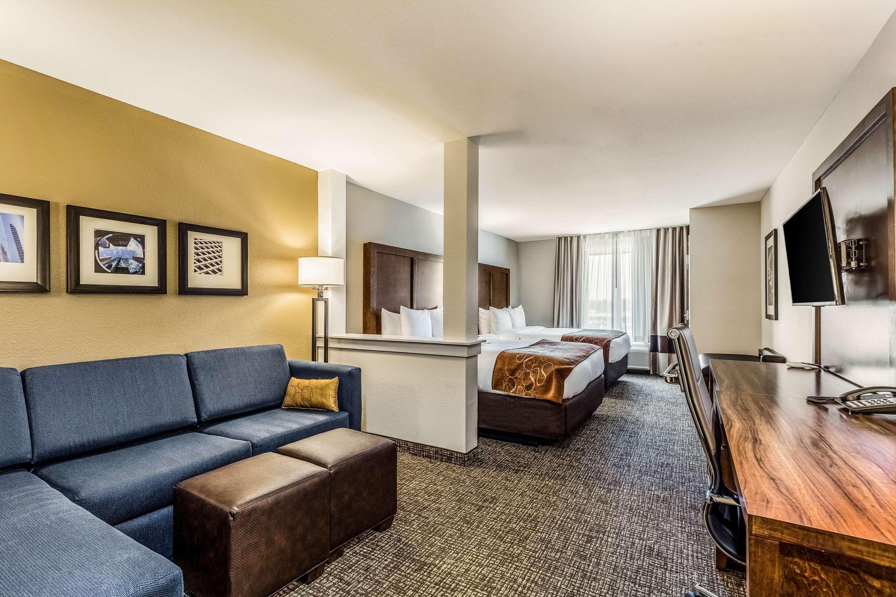 Comfort Suites Channelview Exterior photo