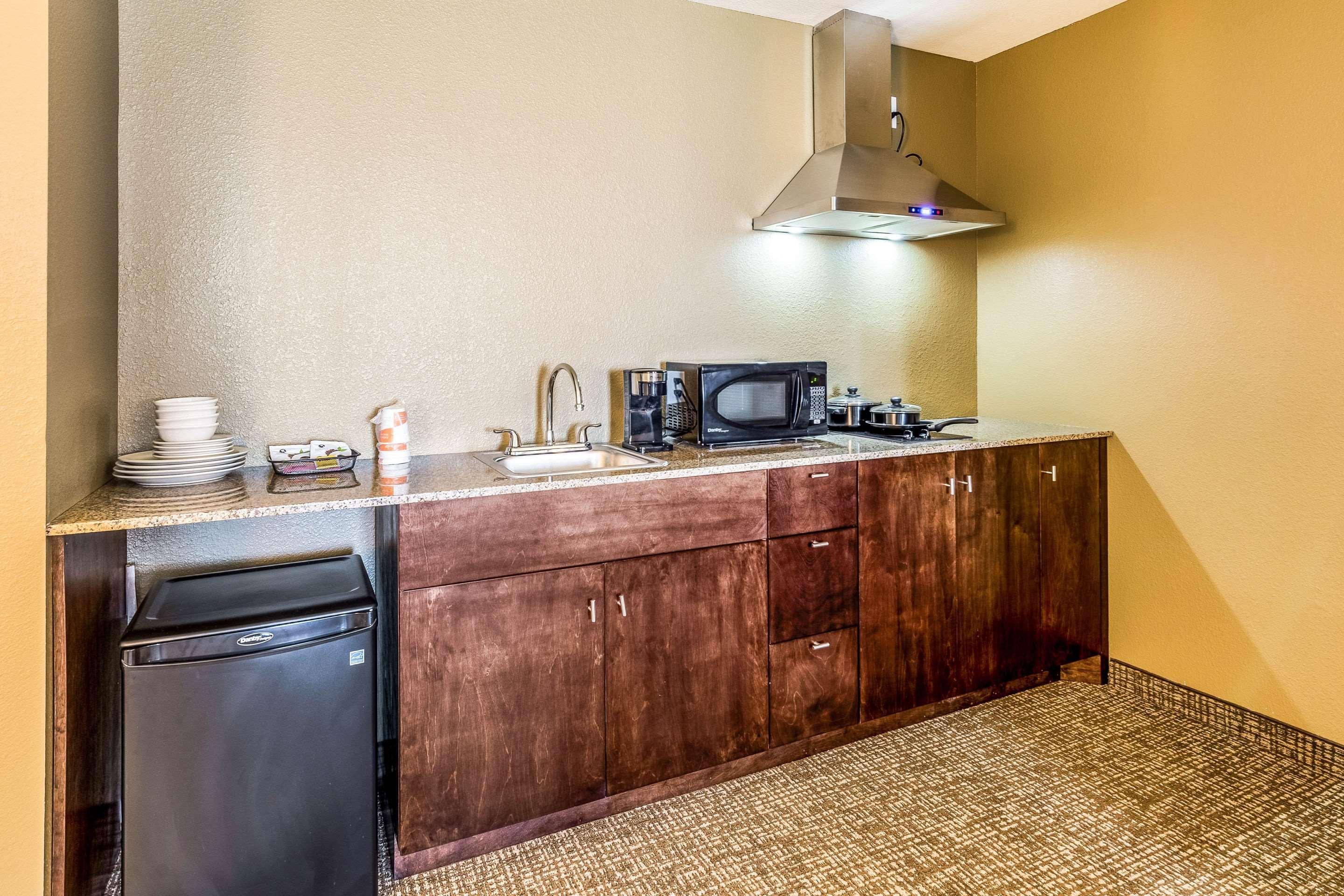 Comfort Suites Channelview Exterior photo